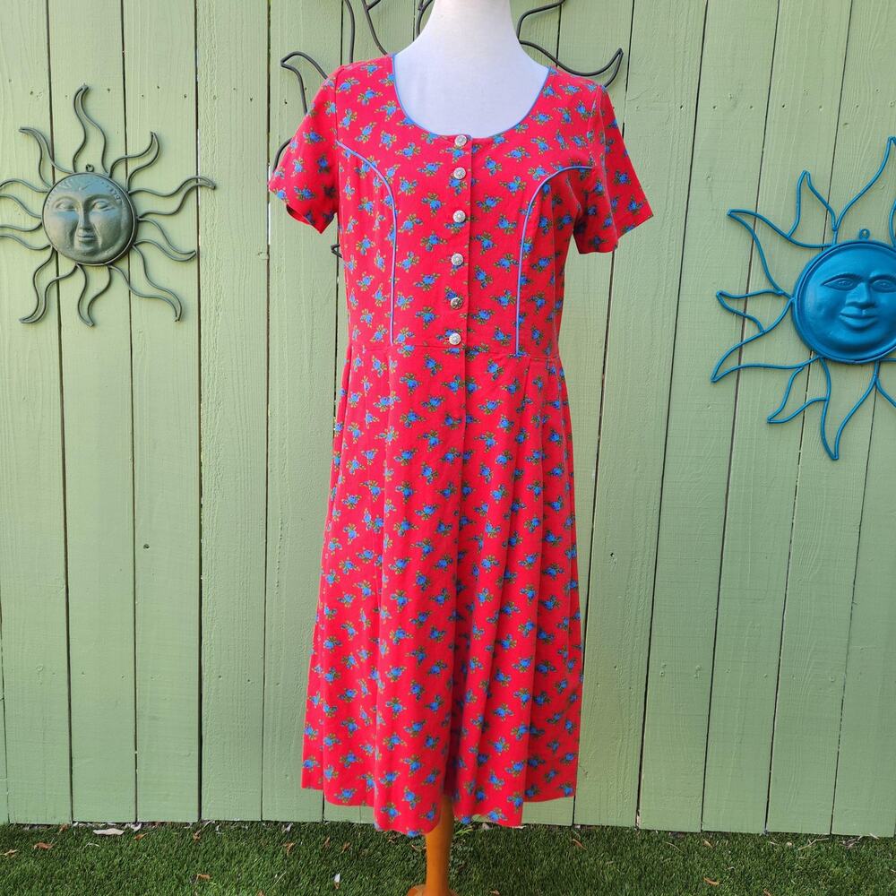 Vintage 1970s Licht Trachtenhaus Red Floral Dress